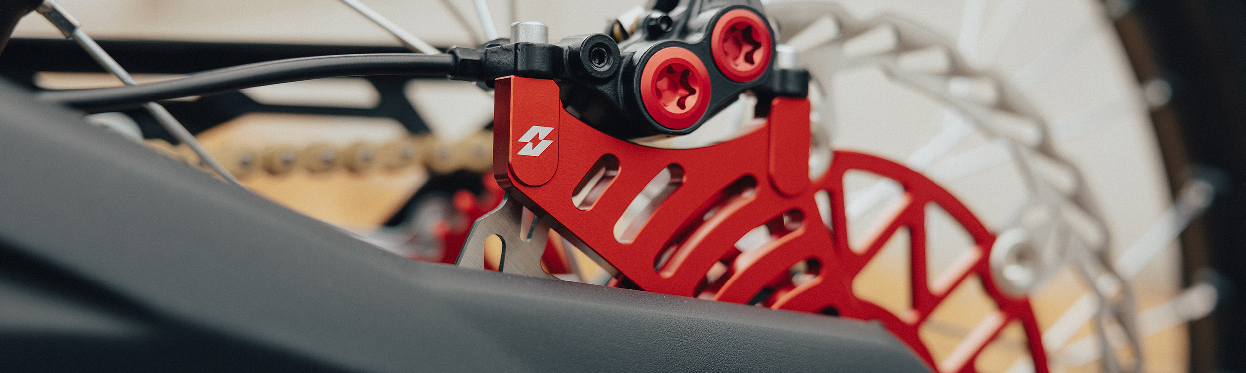 Full-E Charged Rear Brake Caliper Bracket for Talaria / Light Bee 250mm Oversize Brake Disc Red