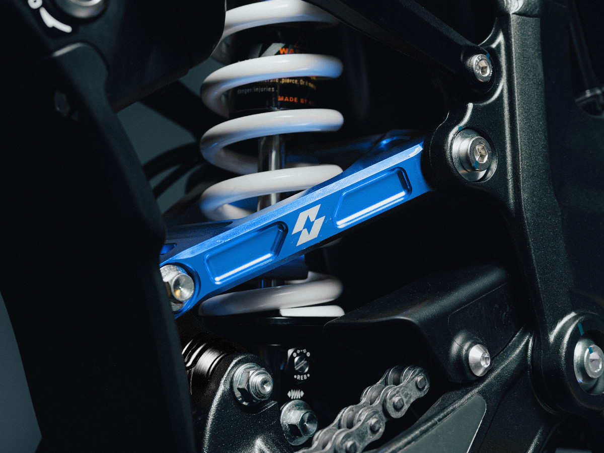 Full-E Charged Rear Reinforced Suspension Triangle Blue