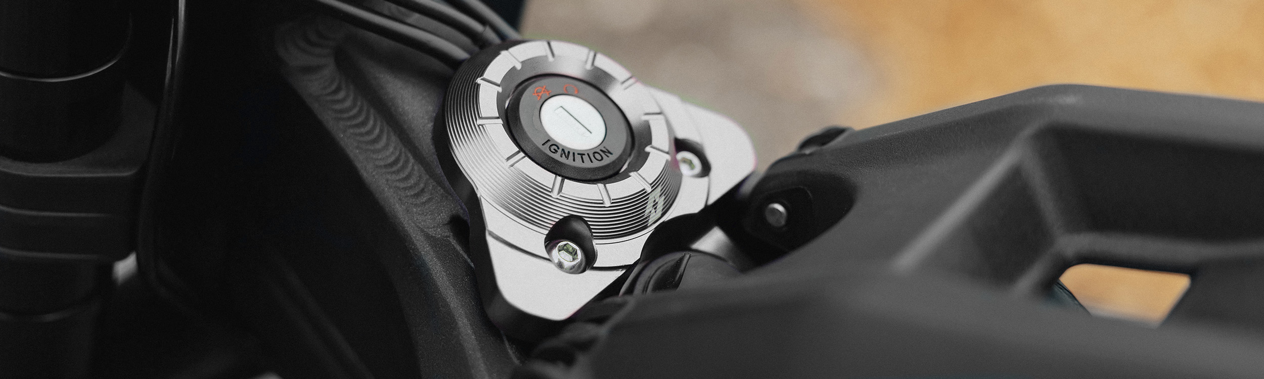 Full-E Charged Ignition Mount Plate Silver